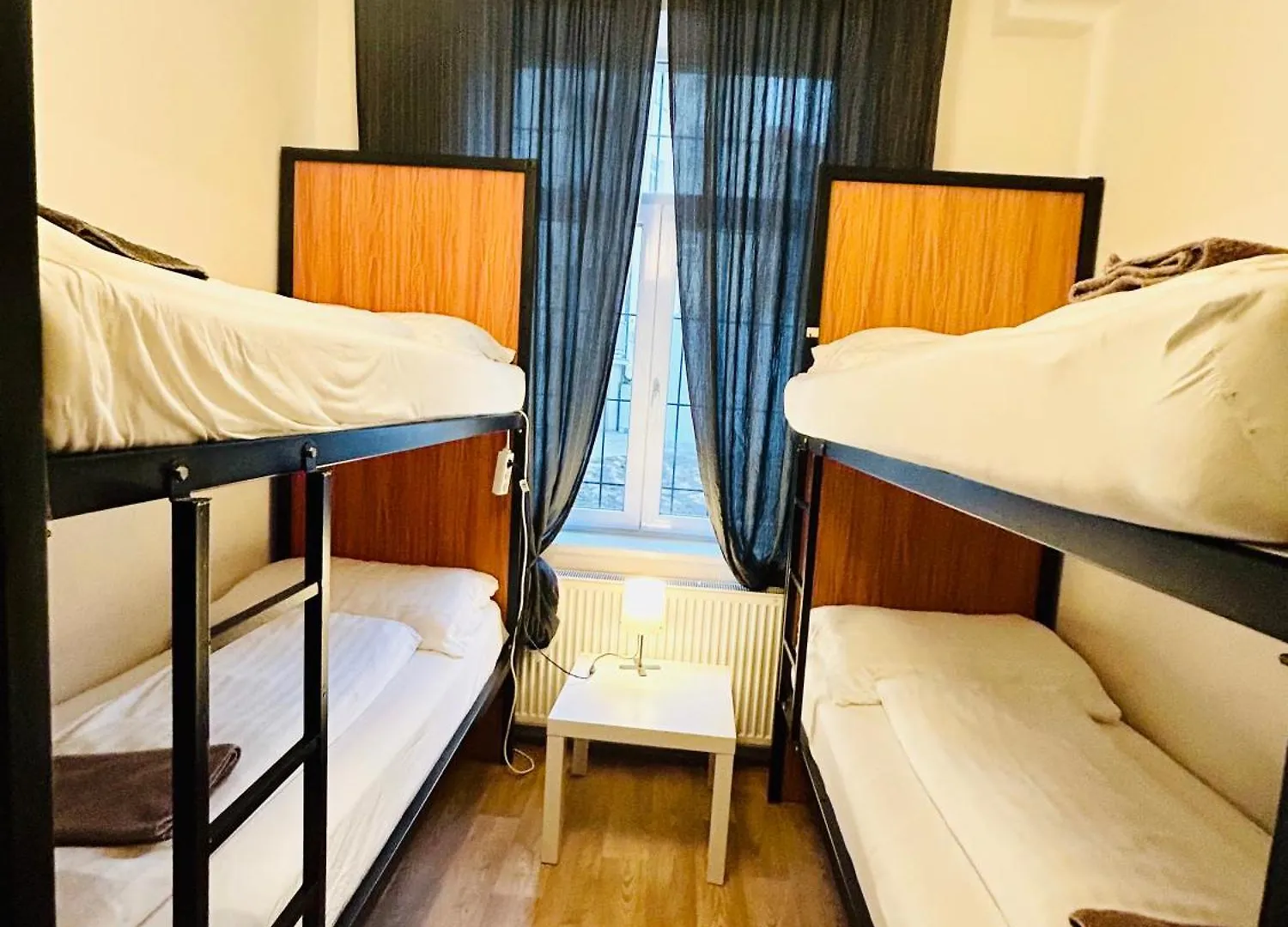 Pensjonat Happy Hostel In Centrum Praga Czechy